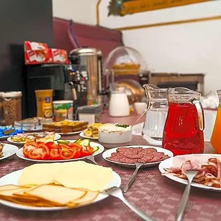 Pansky Dum 3* Kostelec nad Orlici